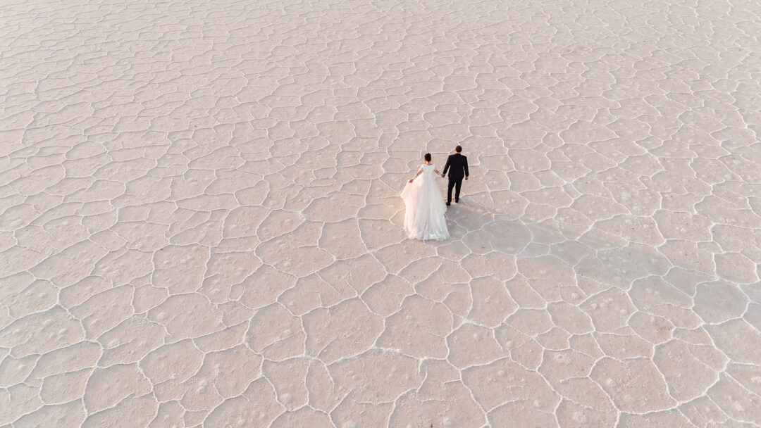 Wedding Bridals Photography at the Bonneville Salt Flats in Utah